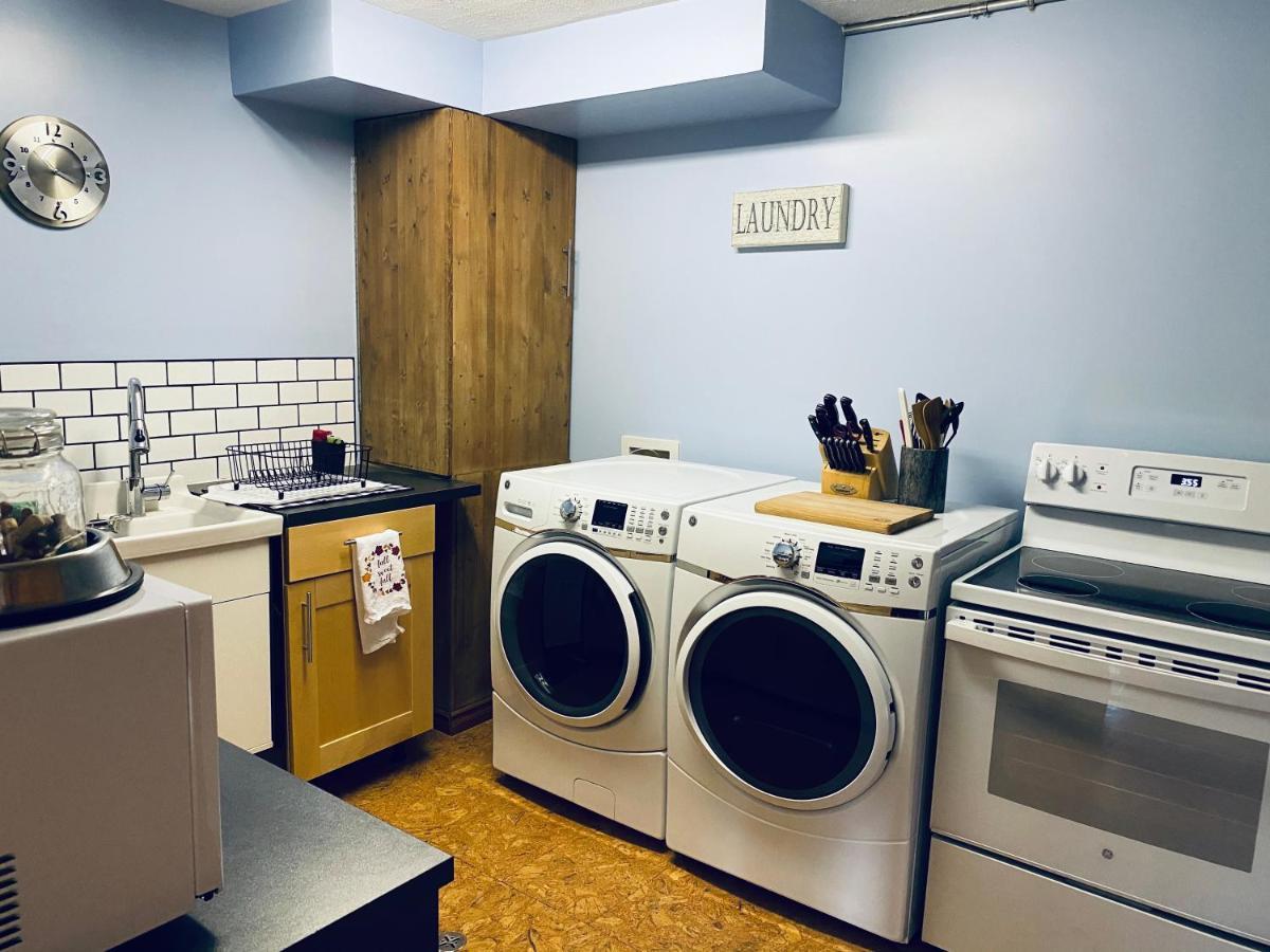 גולדן Journey'S End - 2 Bed 1 Bath Suite מראה חיצוני תמונה